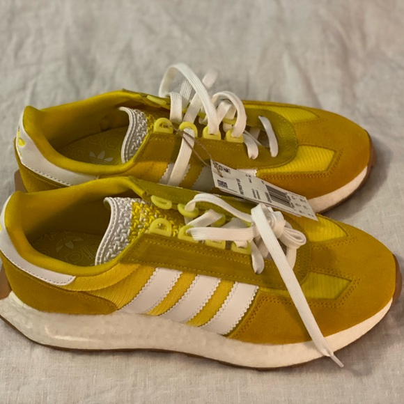 COPY - NWT Adidas Hazy Yellow Retropy E5, Men’s 9 - Picture 4 of 8